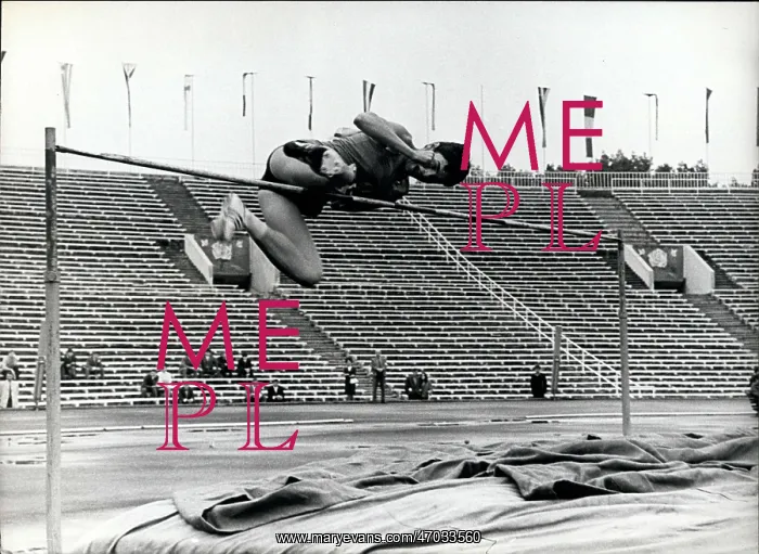 : Track And Field - Decathlon - Javelin : Track And Field - Decathlon - Javelin