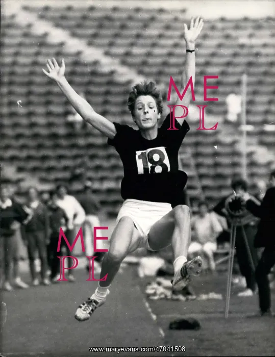 : Track And Field - Decathlon - Javelin : Track And Field - Decathlon - Javelin