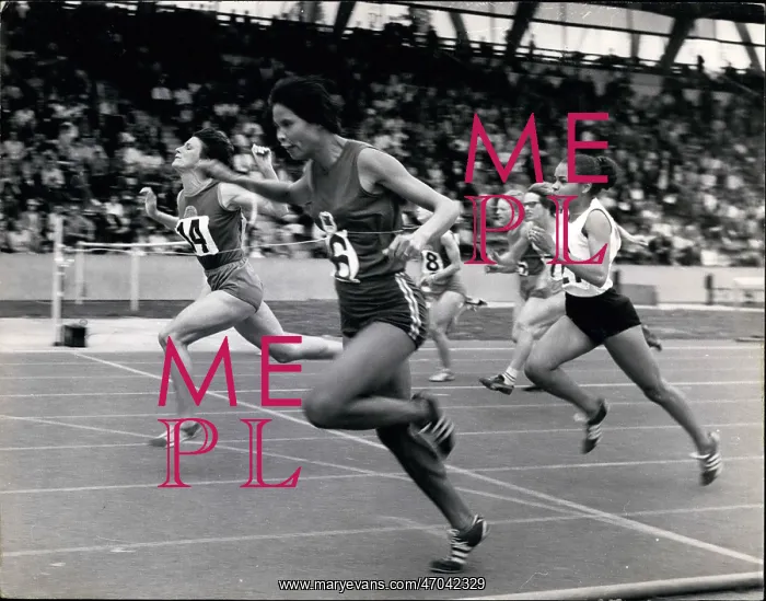 : Track And Field - Decathlon - Javelin : Track And Field - Decathlon - Javelin