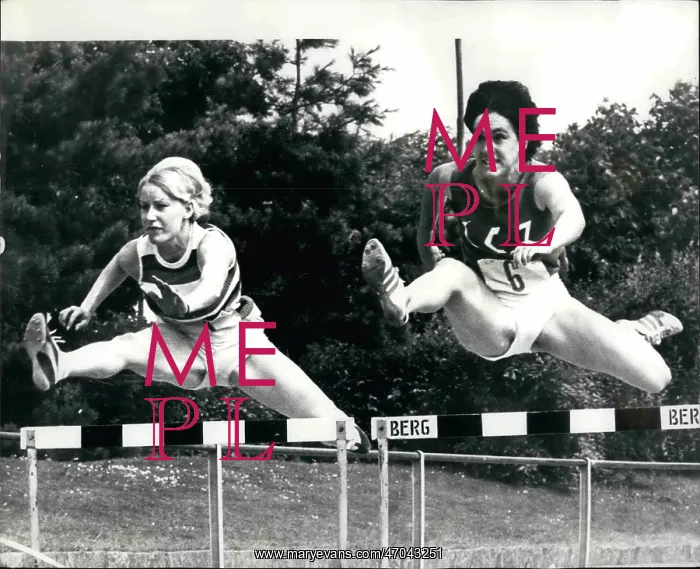 : Track And Field - Decathlon - Javelin : Track And Field - Decathlon - Javelin