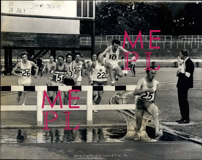 : Track And Field - Decathlon - Javelin : Track And Field - Decathlon - Javelin