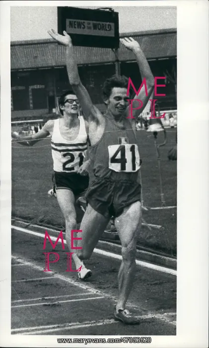 : Track And Field - Decathlon - Javelin : Track And Field - Decathlon - Javelin