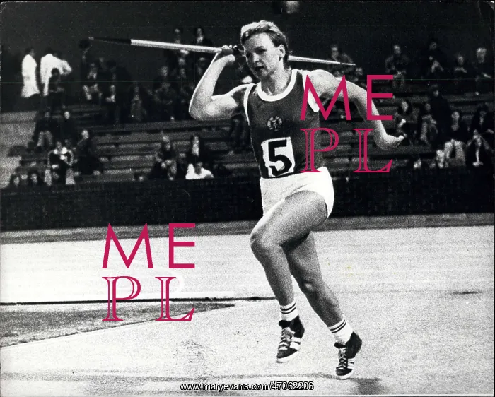: Track And Field - Decathlon - Javelin : Track And Field - Decathlon - Javelin