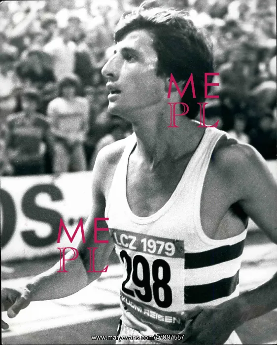 : Track And Field - Decathlon - Javelin : Track And Field - Decathlon - Javelin