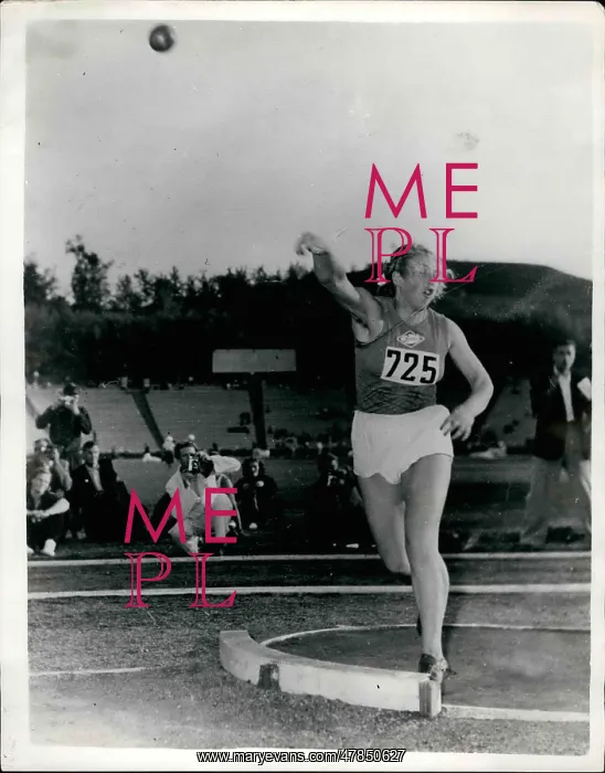 : Track And Field - Decathlon - Javelin : Track And Field - Decathlon - Javelin