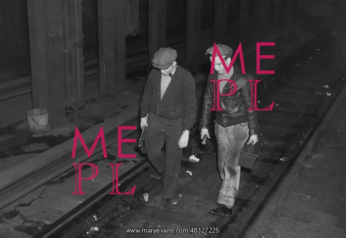 : Track runner in New York subway, 1935 : Track runner in New York subway, 1935