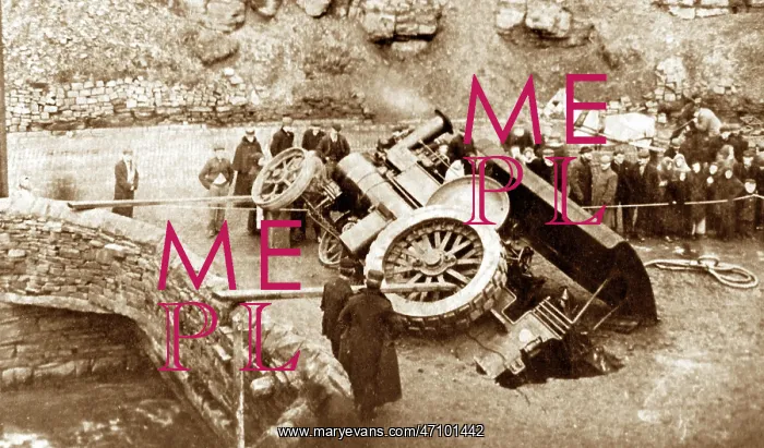 : Traction engine accident at the Glen, Waterfoot in 1902