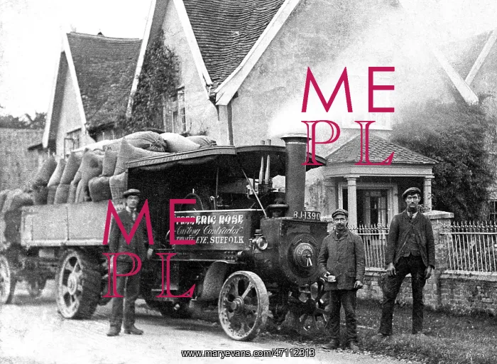  : Traction Engine in Thwaite (Suffolk), early 1900s