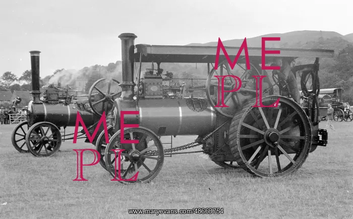 : Traction engines : Traction engines