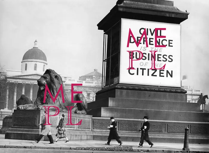 : Trafalgar Square, 1939 : Trafalgar Square, 1939