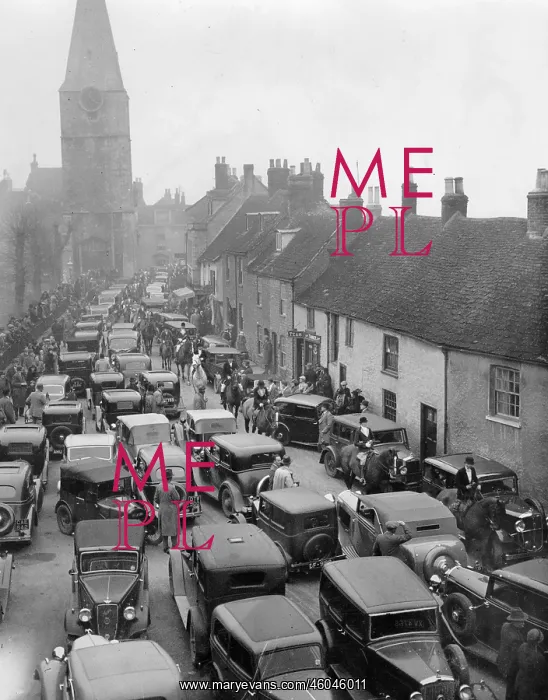 : Traffic jam in the streets of Malmesbury : Traffic jam in the streets of Malmesbury