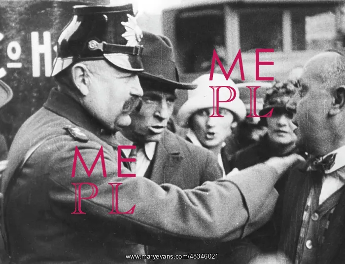 : Traffic policeman in Berlin, 1927 : Traffic policeman in Berlin, 1927
