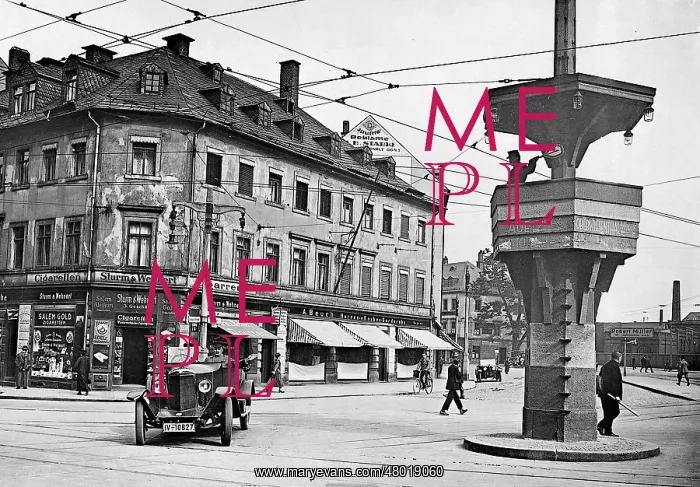 : Traffic tower in Chemnitz, 1926 : Traffic tower in Chemnitz, 1926