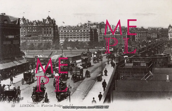 : Traffic on Waterloo Bridge, London : Traffic on Waterloo Bridge, London