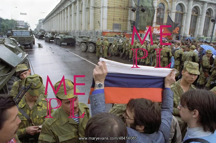 : Tragic events in Moscow during attempted coup : Tragic events in Moscow during attempted coup