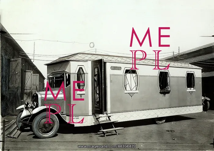 : The trailer of the automobilist : The trailer of the automobilist