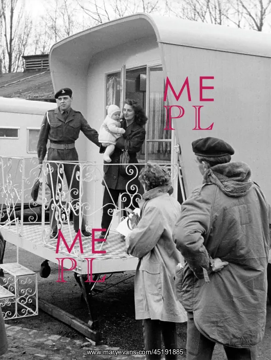 : Trailers for British army families : Trailers for British army families