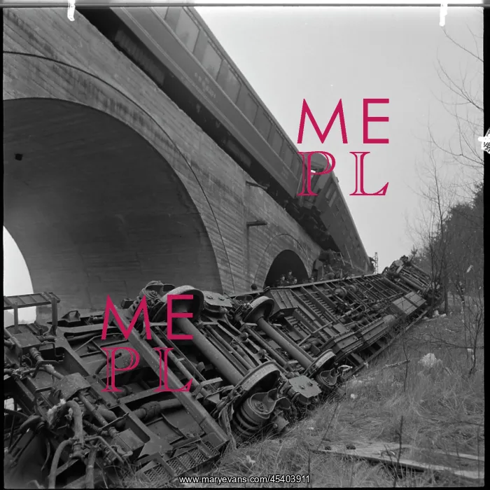 : Train collision - accident - trains - large railway : Train collision - accident - trains - large railway