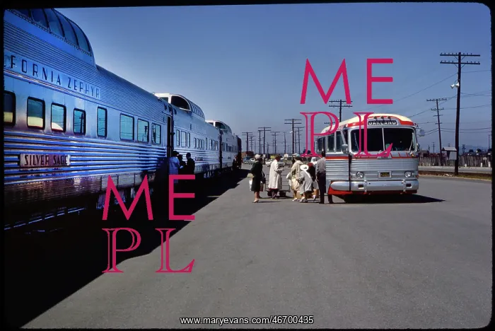 : Train - Railroad - Travel - Transportation : Train - Railroad - Travel - Transportation