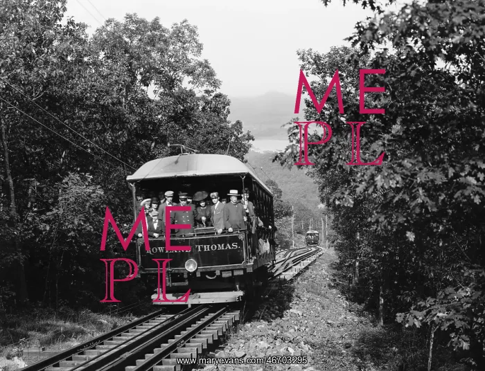 : Train - Transportation - Mountain - People : Train - Transportation - Mountain - People