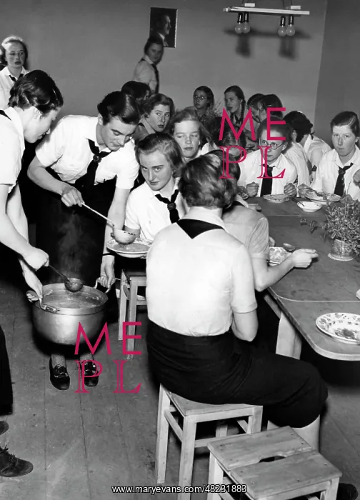 : Training centre of the BDM in Nassenheide, 1937 : Training centre of the BDM in Nassenheide, 1937