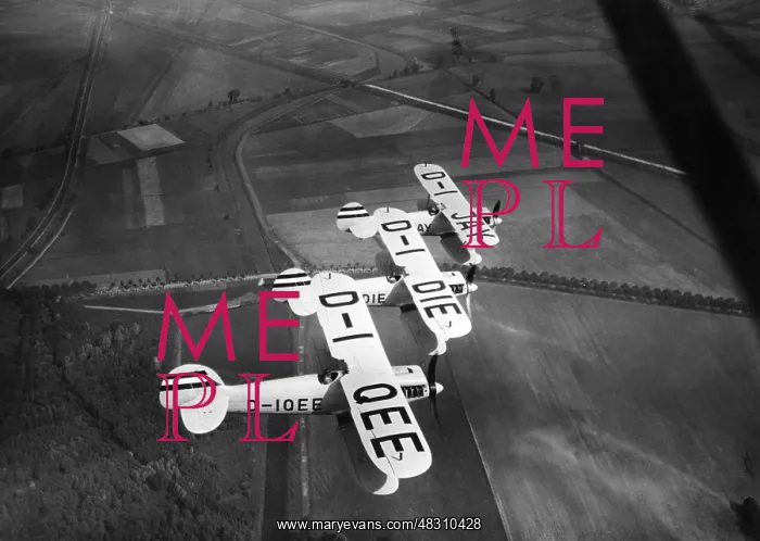 : Training flight of the Jagdgeschwader Richthofen : Training flight of the Jagdgeschwader Richthofen