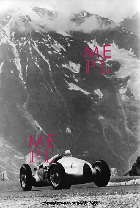 : Training on the Grossglockner High Alpine Road, 1939 : Training on the Grossglockner High Alpine Road, 1939