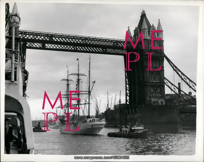 : US training ship Eagle on the River Thames, London : US training ship Eagle on the River Thames, London