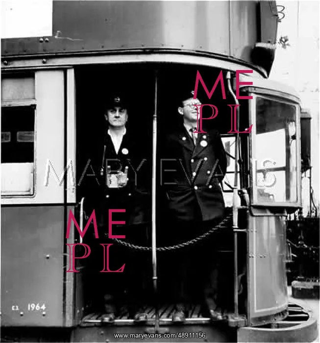  : TRAM CONDUCTORS