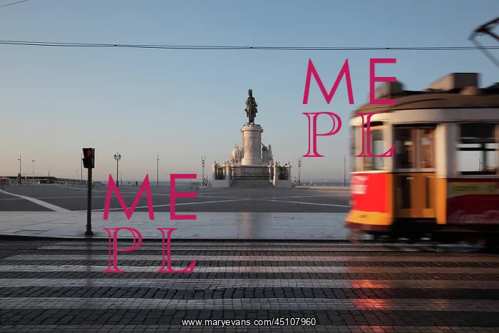 : Tram, Placa do Commercio, Lisbon, Portugal : Tram, Placa do Commercio, Lisbon, Portugal