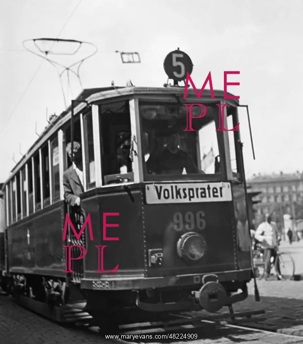 : Tram in Vienna, 1938 : Tram in Vienna, 1938