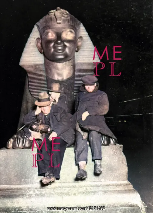 : TRAMPS UNDER THE SPHYNX : TRAMPS UNDER THE SPHYNX
