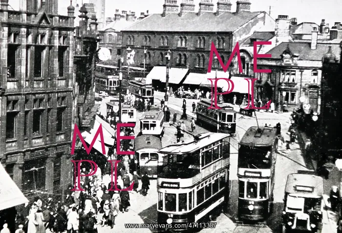  : Trams and buses in Burnley in 1936