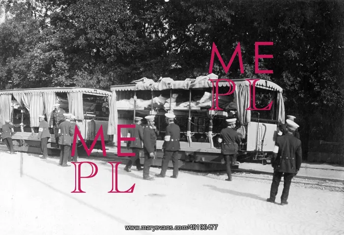 : Trams as mobile field hospitals in Munich during the First W : Trams as mobile field hospitals in Munich during the First W