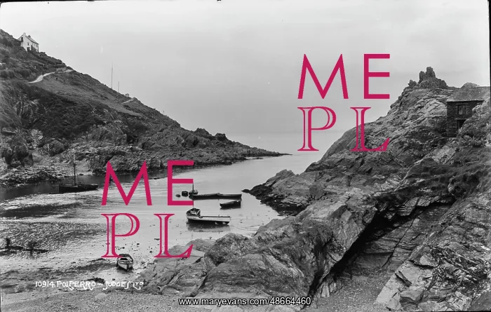 : Tranquil Cove at Polperro : Tranquil Cove at Polperro