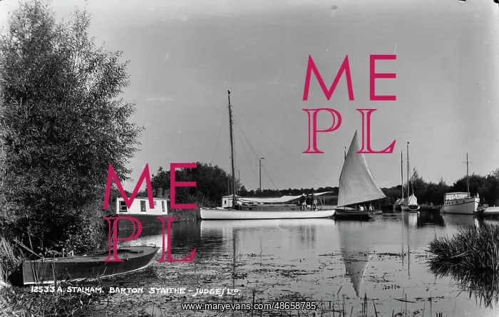 : Tranquil Waters at Barton Staithe : Tranquil Waters at Barton Staithe