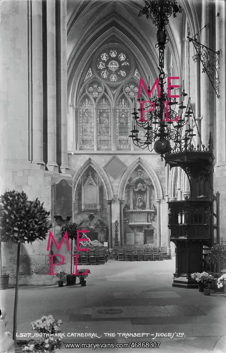 : The Transept of Southwark Cathedral : The Transept of Southwark Cathedral