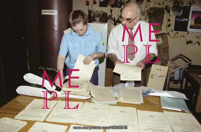 : Transfer of confiscated archival documents to Museum : Transfer of confiscated archival documents to Museum