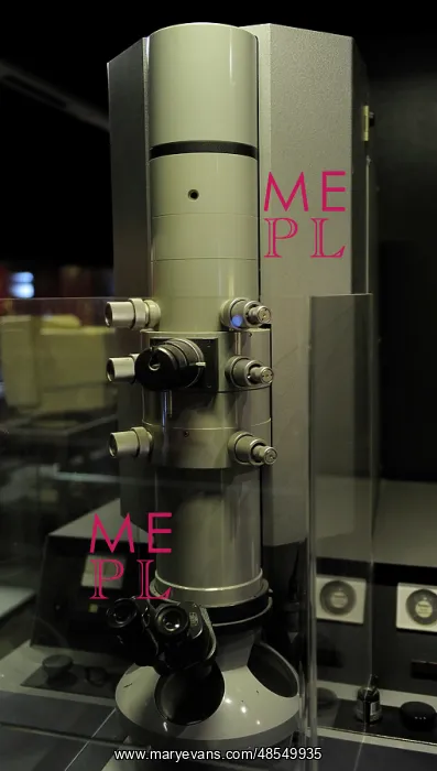 : Transmission electron microscope EM9'. Signed: Carl Zeiss : Transmission electron microscope EM9'. Signed: Carl Zeiss