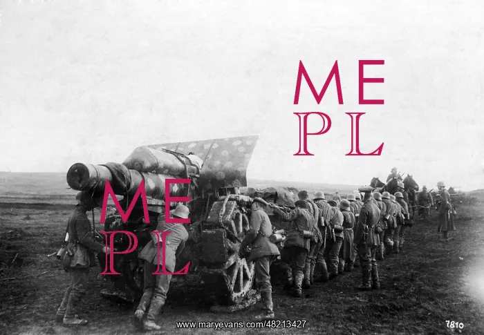 : Transport of a heavy gun, 1918 : Transport of a heavy gun, 1918