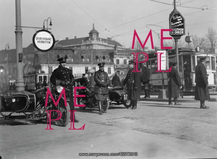 : Transport strike in Graz - About 1935 : Transport strike in Graz - About 1935