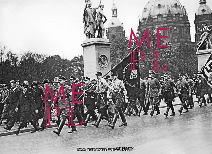 : Transportation of the flag of the Free Corps Bruessow, 1933 : Transportation of the flag of the Free Corps Bruessow, 1933