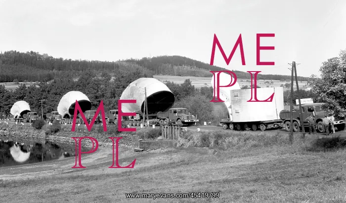 : Transportation - oversized load - Orlik dam components : Transportation - oversized load - Orlik dam components