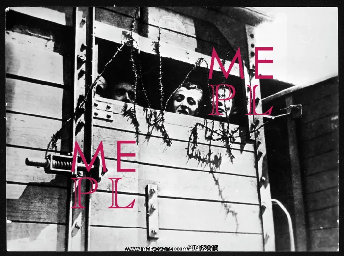 : TRANSPORTING JEWS - CAMP : TRANSPORTING JEWS - CAMP