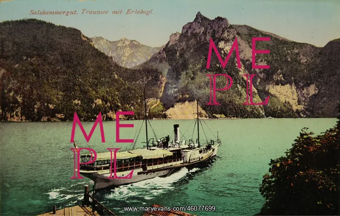 : Traunsee with Erlakogel. In the foreground : Traunsee with Erlakogel. In the foreground