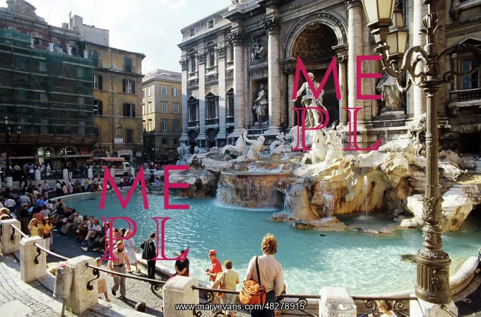 : Trevi Fountain in Rome, 1981 : Trevi Fountain in Rome, 1981