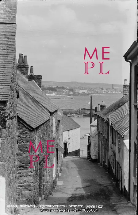 : Trewarveneth Street, Newlyn : Trewarveneth Street, Newlyn