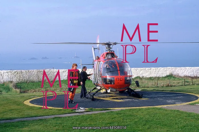  : Trinity House Service Helicopter of Sennen