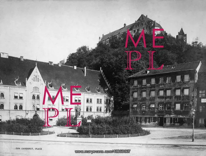 : Trinity Square in Landshut, 1904 : Trinity Square in Landshut, 1904