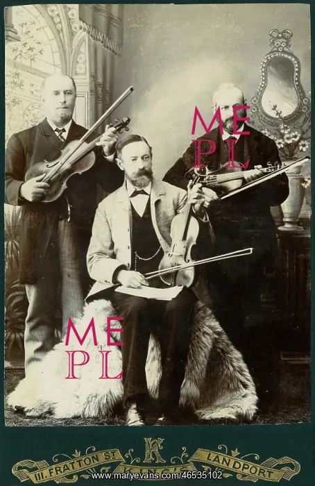 : A Trio of Violinists : A Trio of Violinists